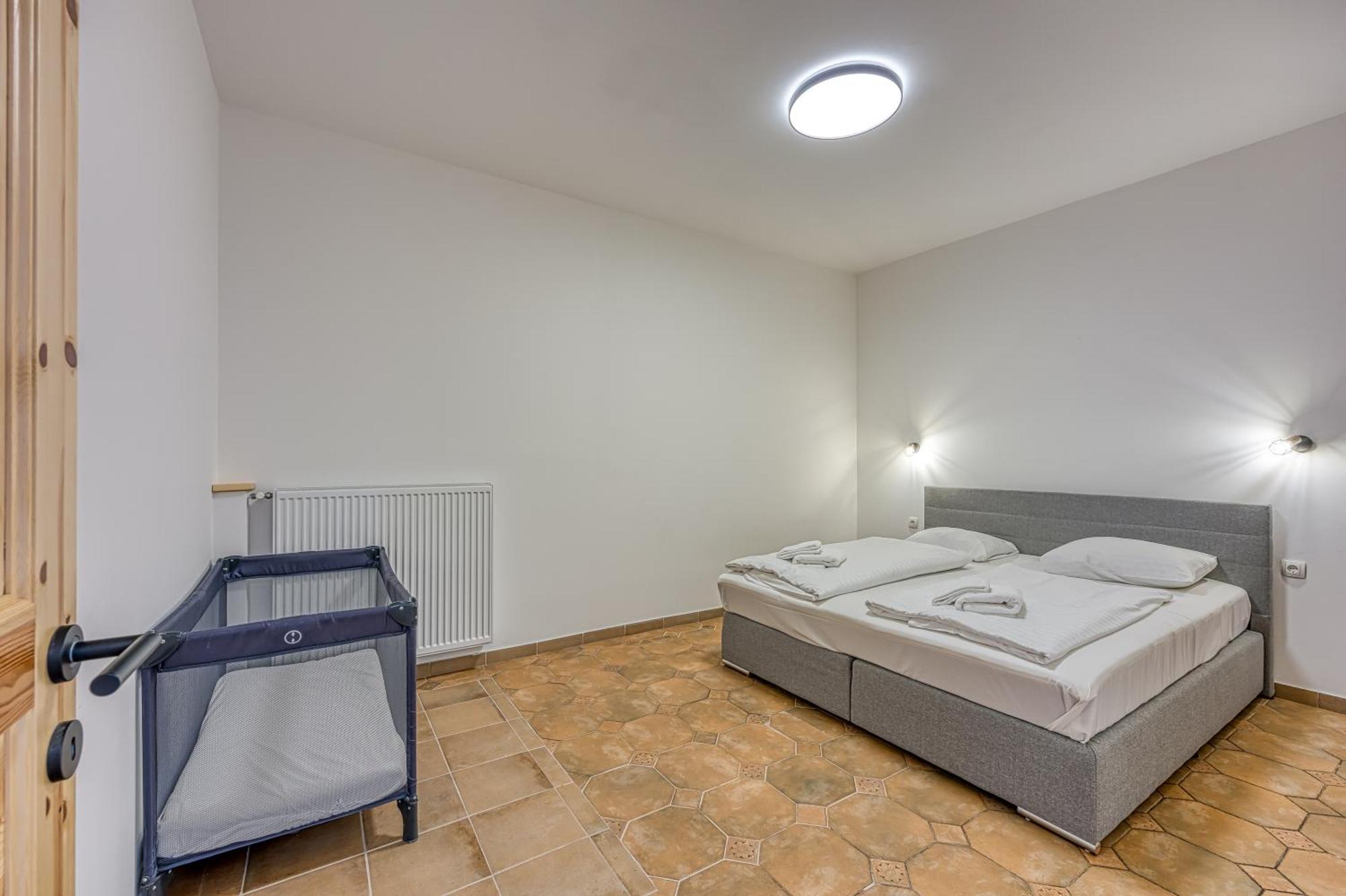 Vila Lisjak - Apartments Podčetrtek Cameră foto